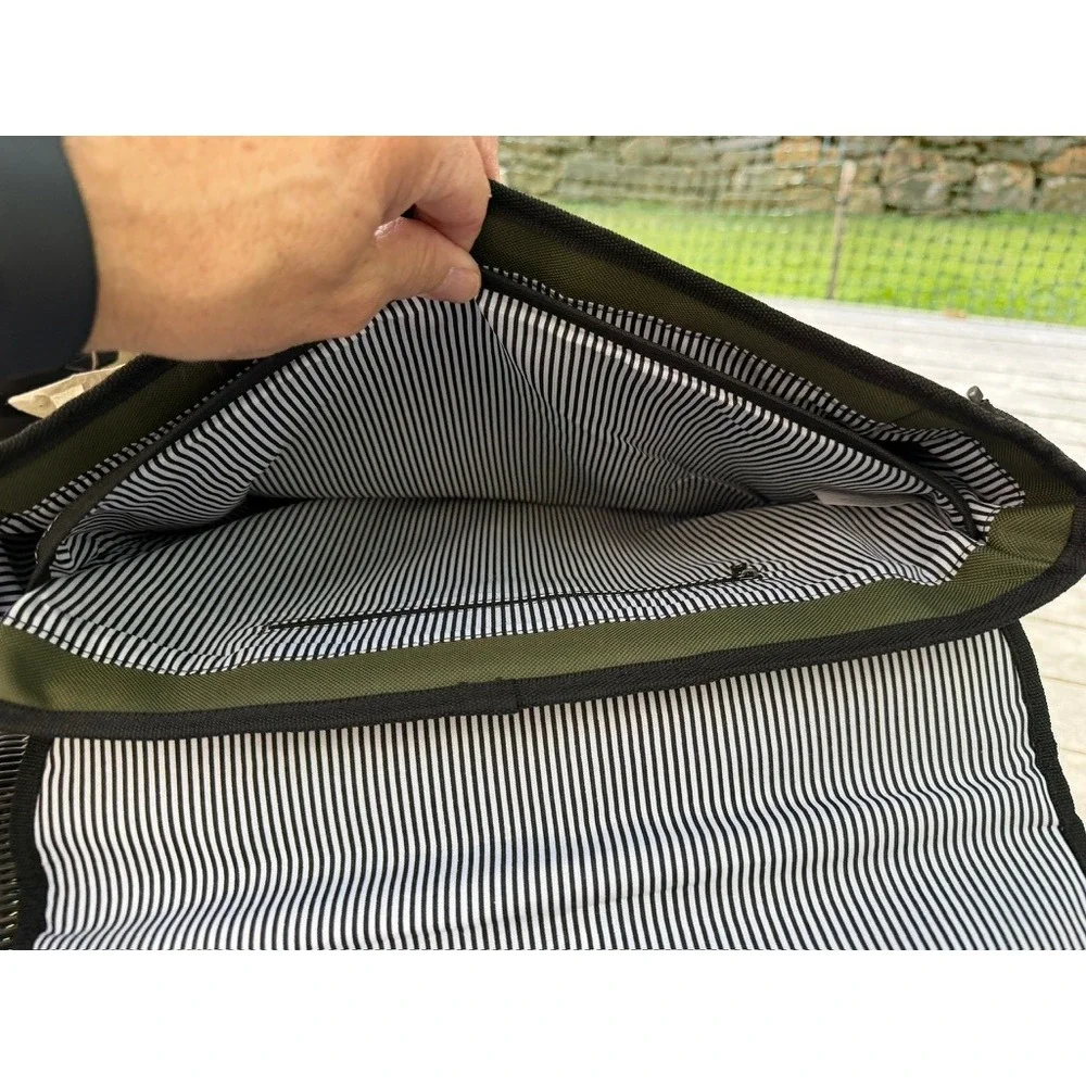 Steve Madden Barnett Avenue Messenger Bag Mens Large Olive Green Workwear MM-350